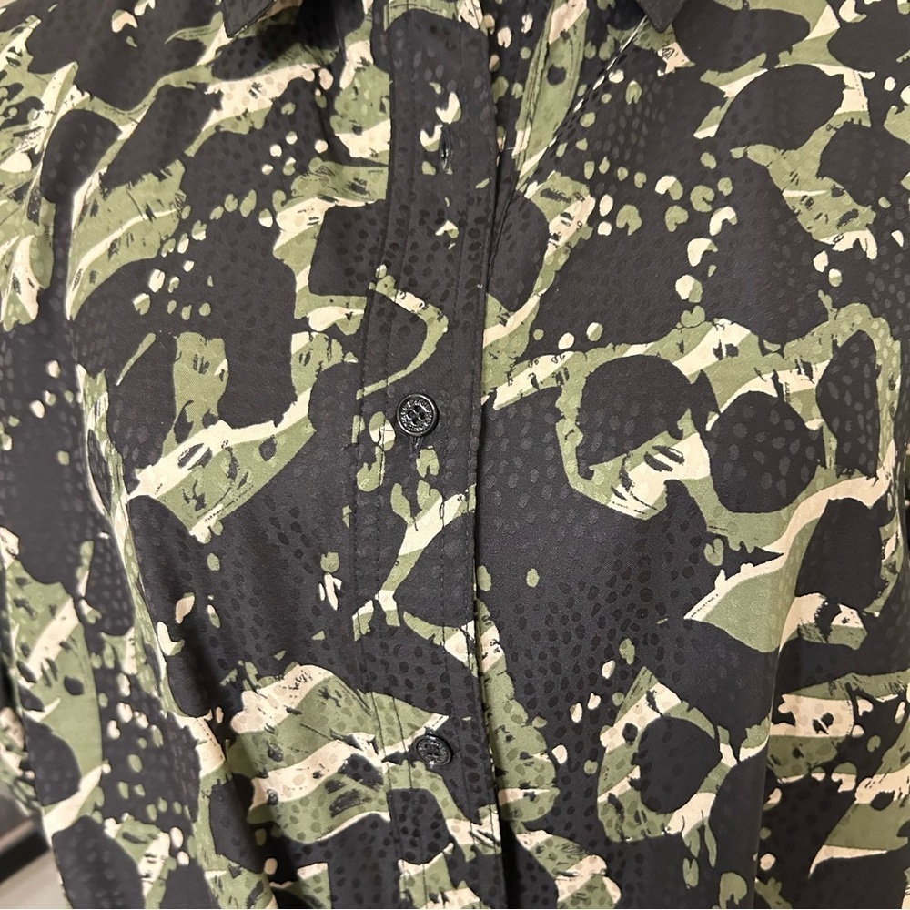 Karl Lagerfeld Black and Green Patterned Tie Front Top SZ M - Picture 3 of 5